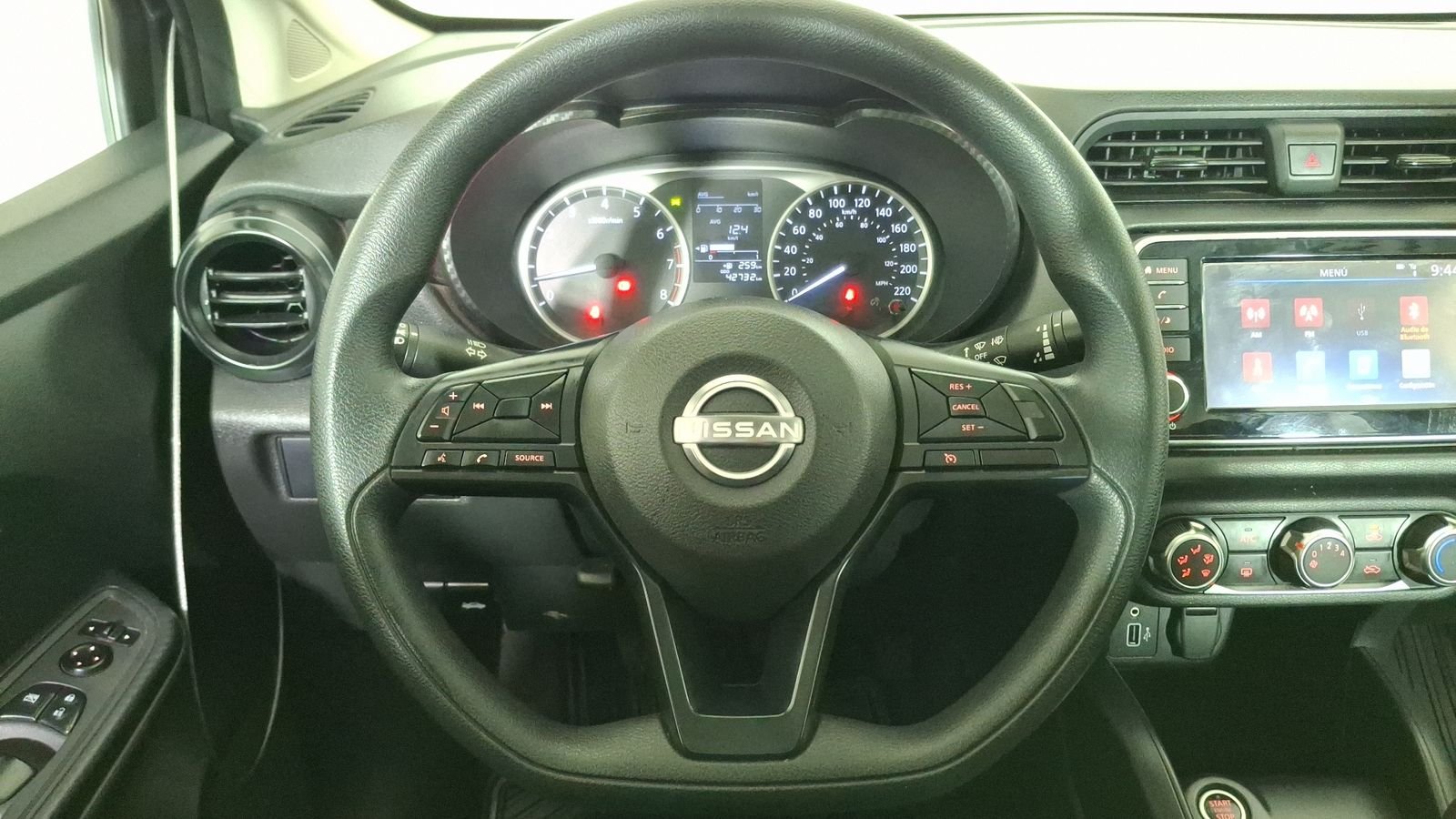 Nissan Versa 2024 - Imagen 8 de 15