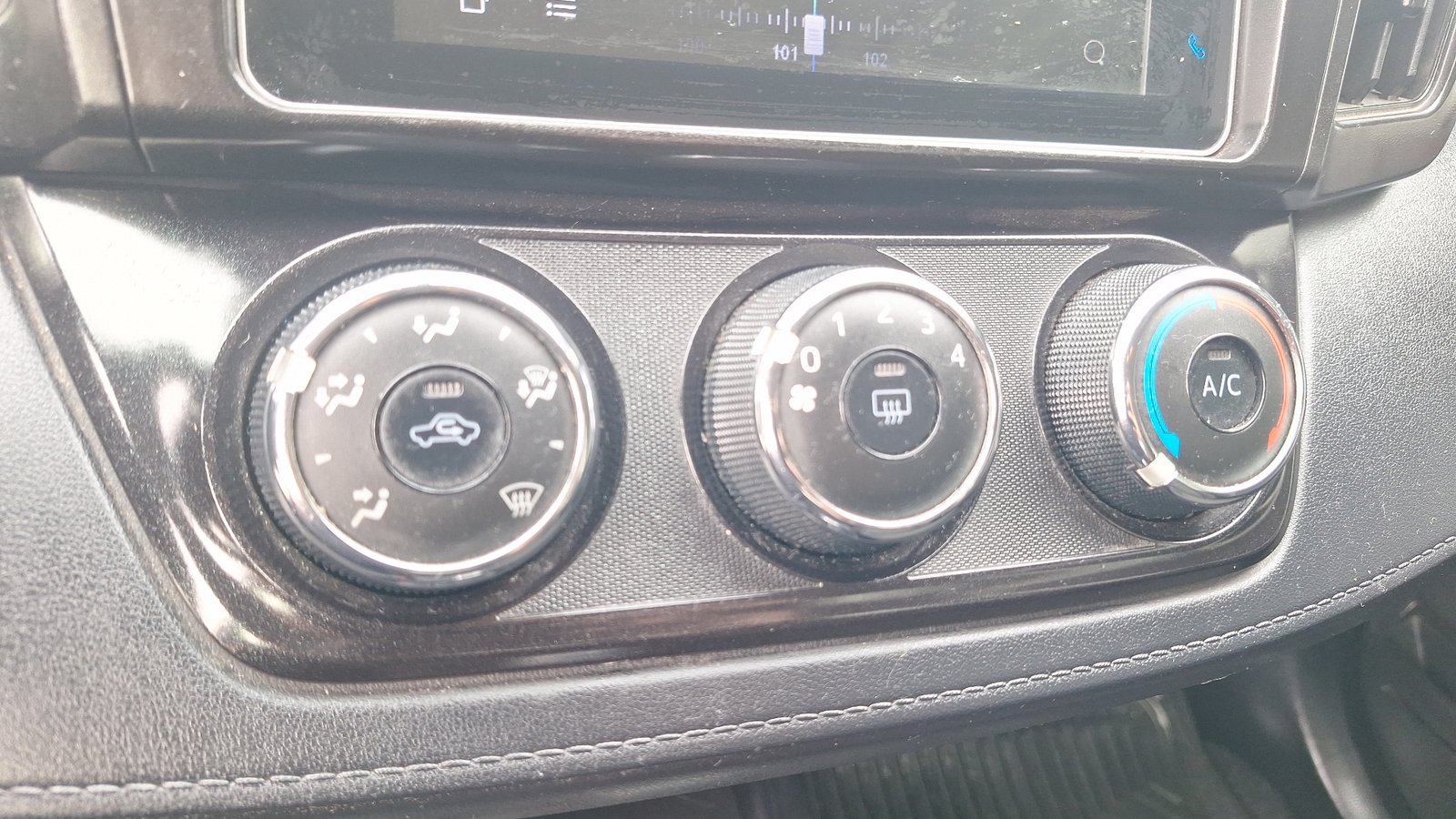 Toyota RAV4 2018 - Imagen 15 de 15