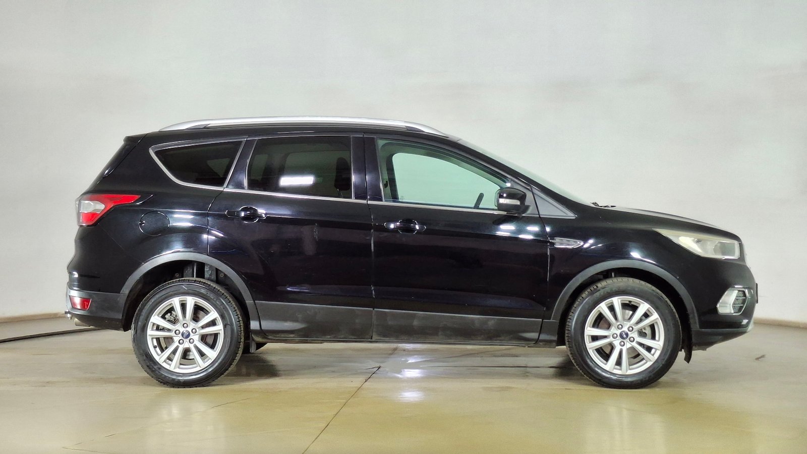 Ford Escape 2020 - Foto 4 de 17