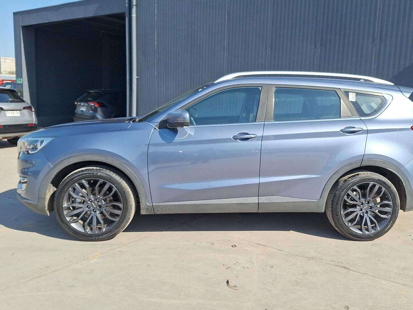 Jetour X70 2022 - Foto 2 de 17