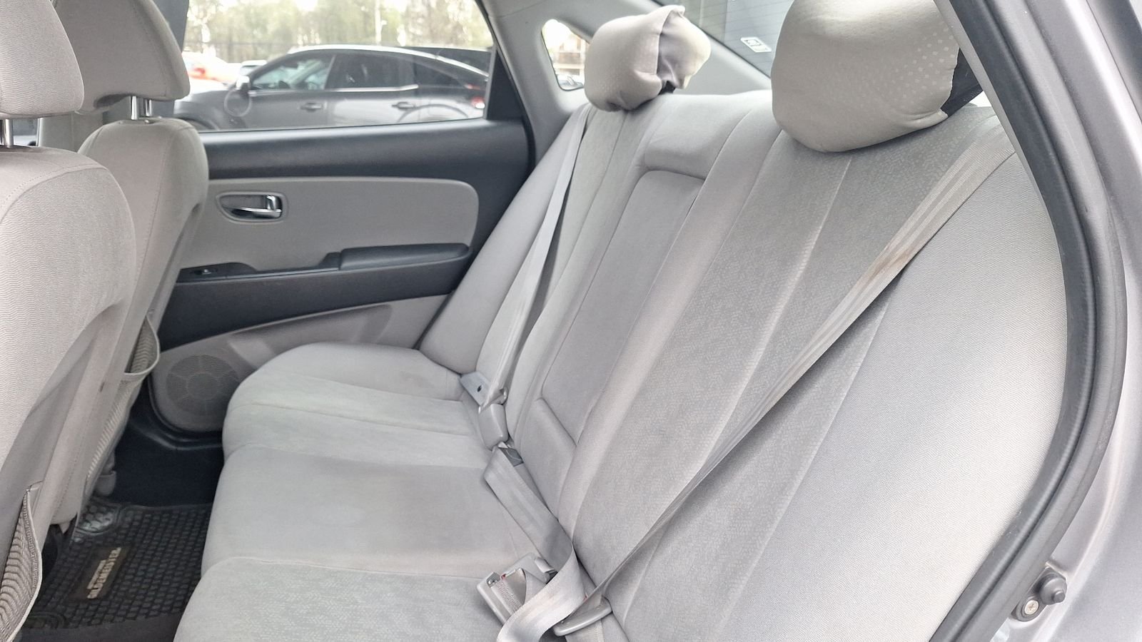 Hyundai Elantra 2011 - Imagen 12 de 14