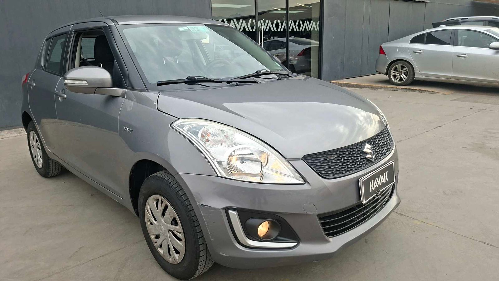 Suzuki Swift 2016 - Foto 3 de 4