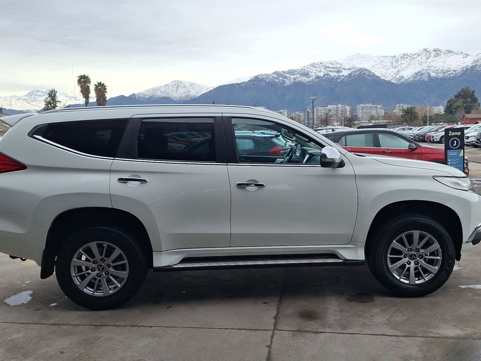 Mitsubishi Montero Sport 2017 - Foto 5 de 15