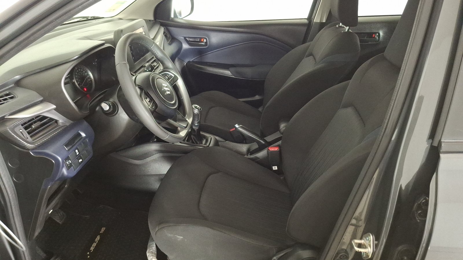 Suzuki Baleno 2025 - Imagen 13 de 16