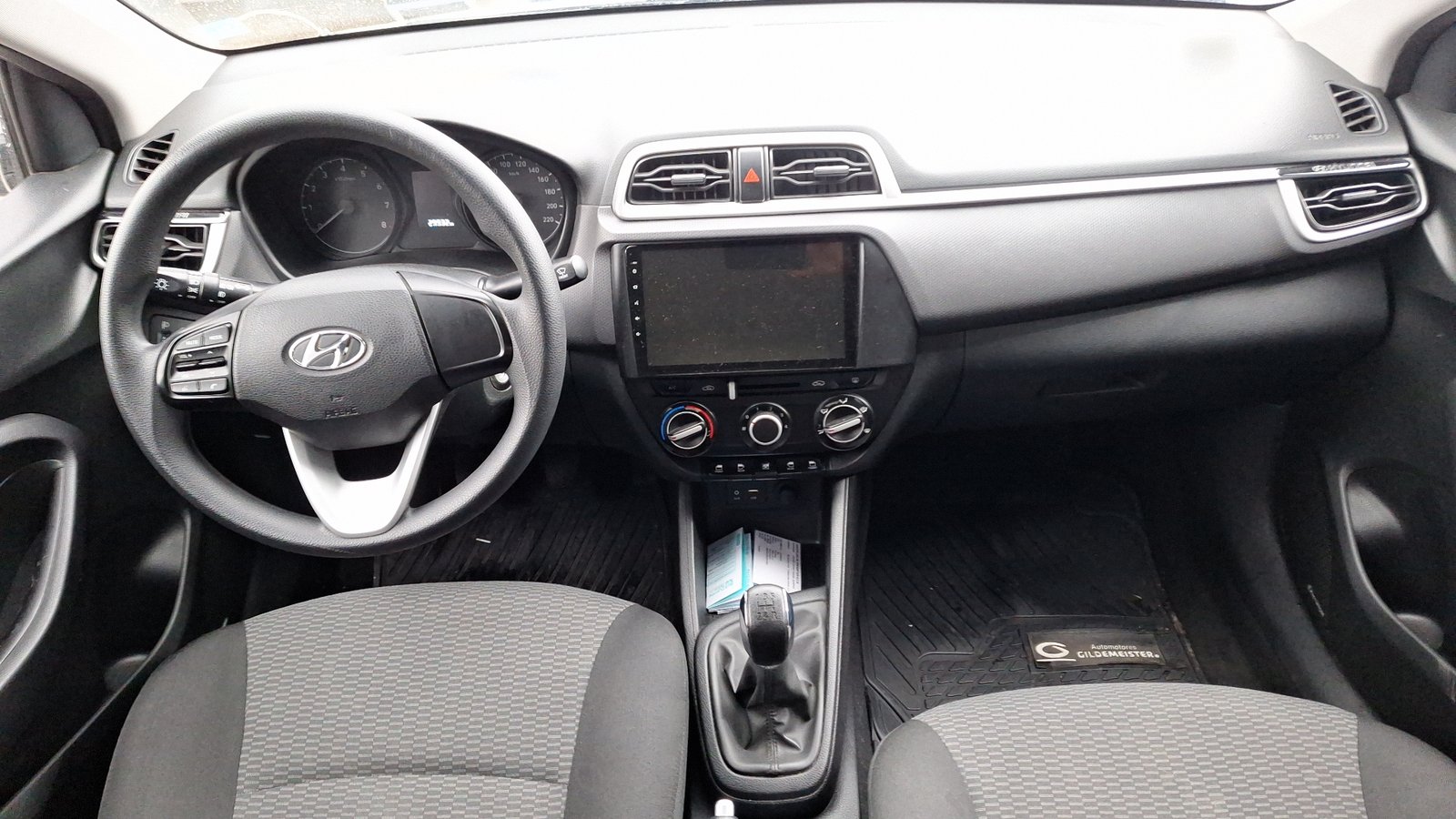 Hyundai VERNA 2021 - Imagen 6 de 15