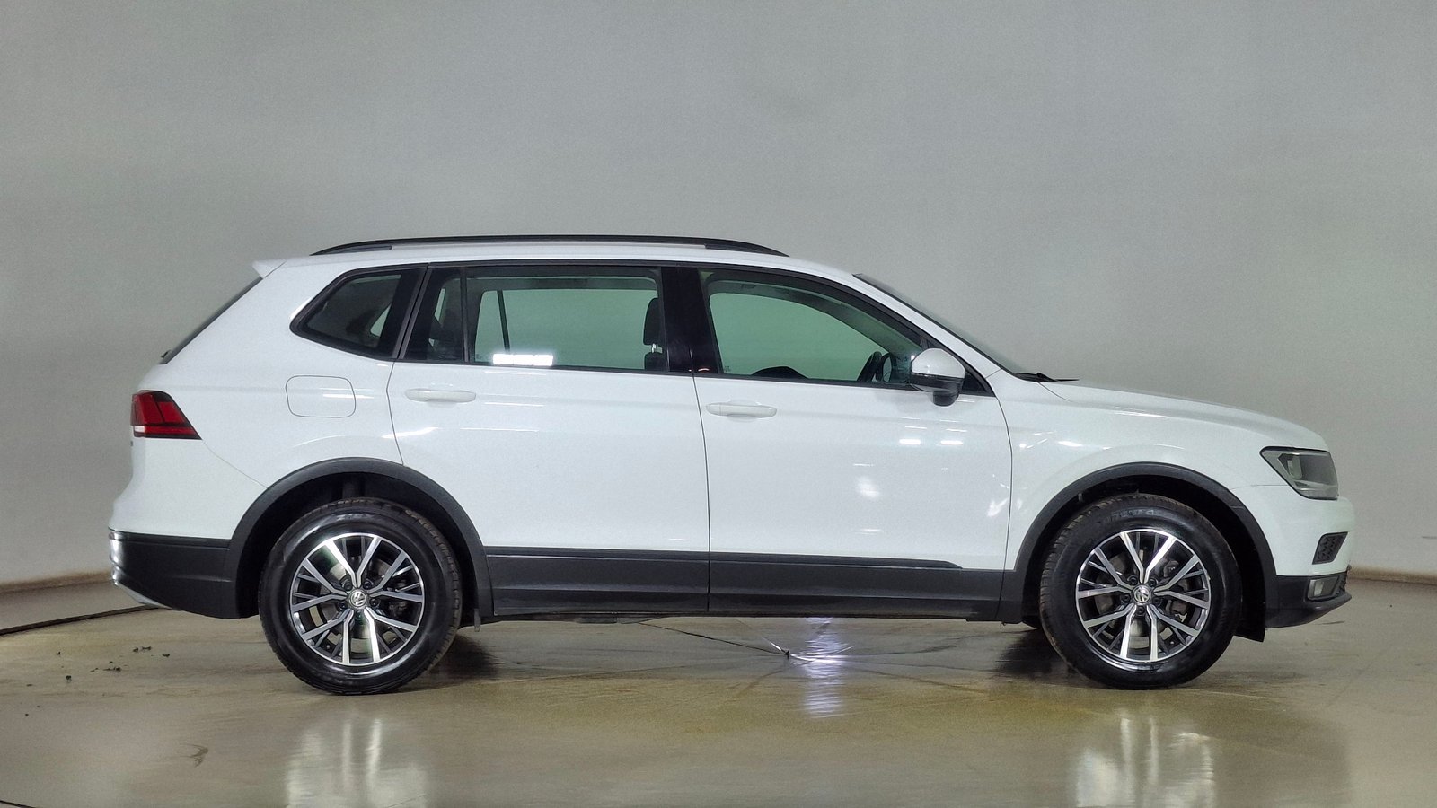 Volkswagen Tiguan 2020 - Imagen 4 de 16