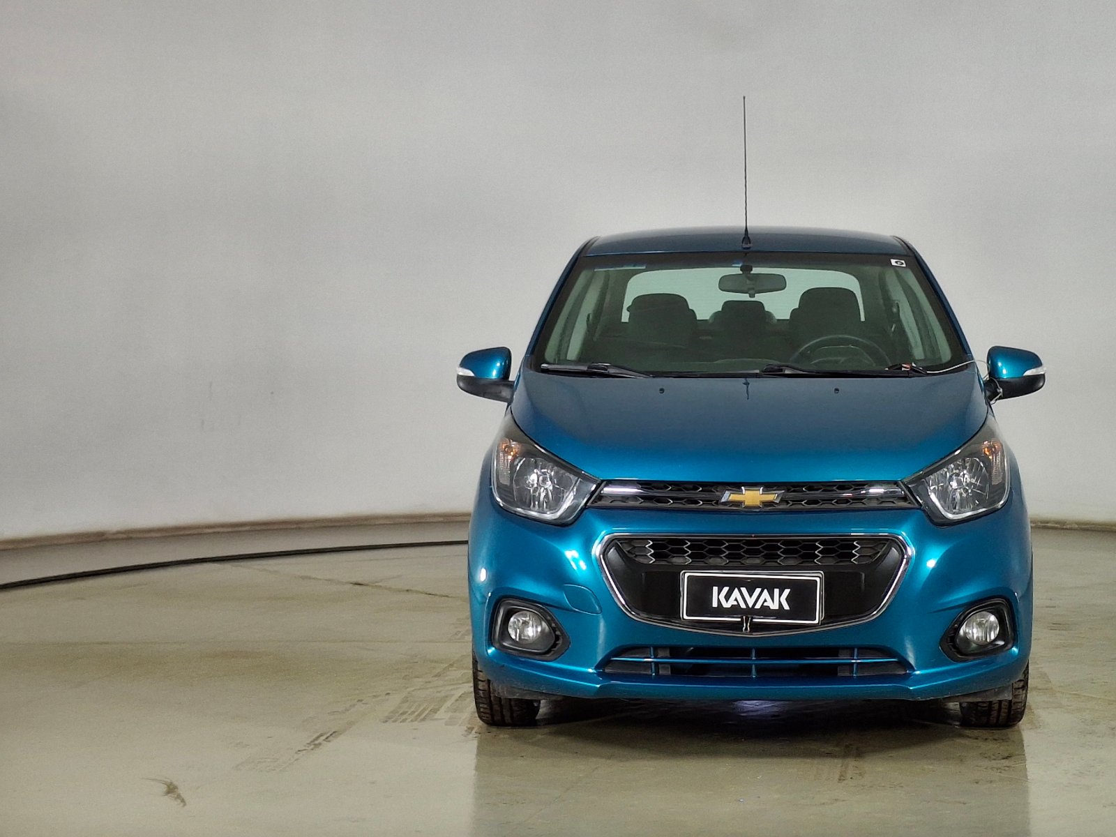 Chevrolet Spark 2021 - Foto 2 de 16