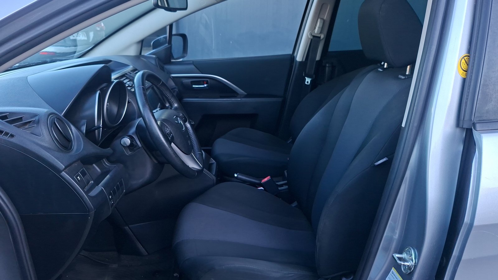 Mazda Mazda 5 2018 - Imagen 13 de 16
