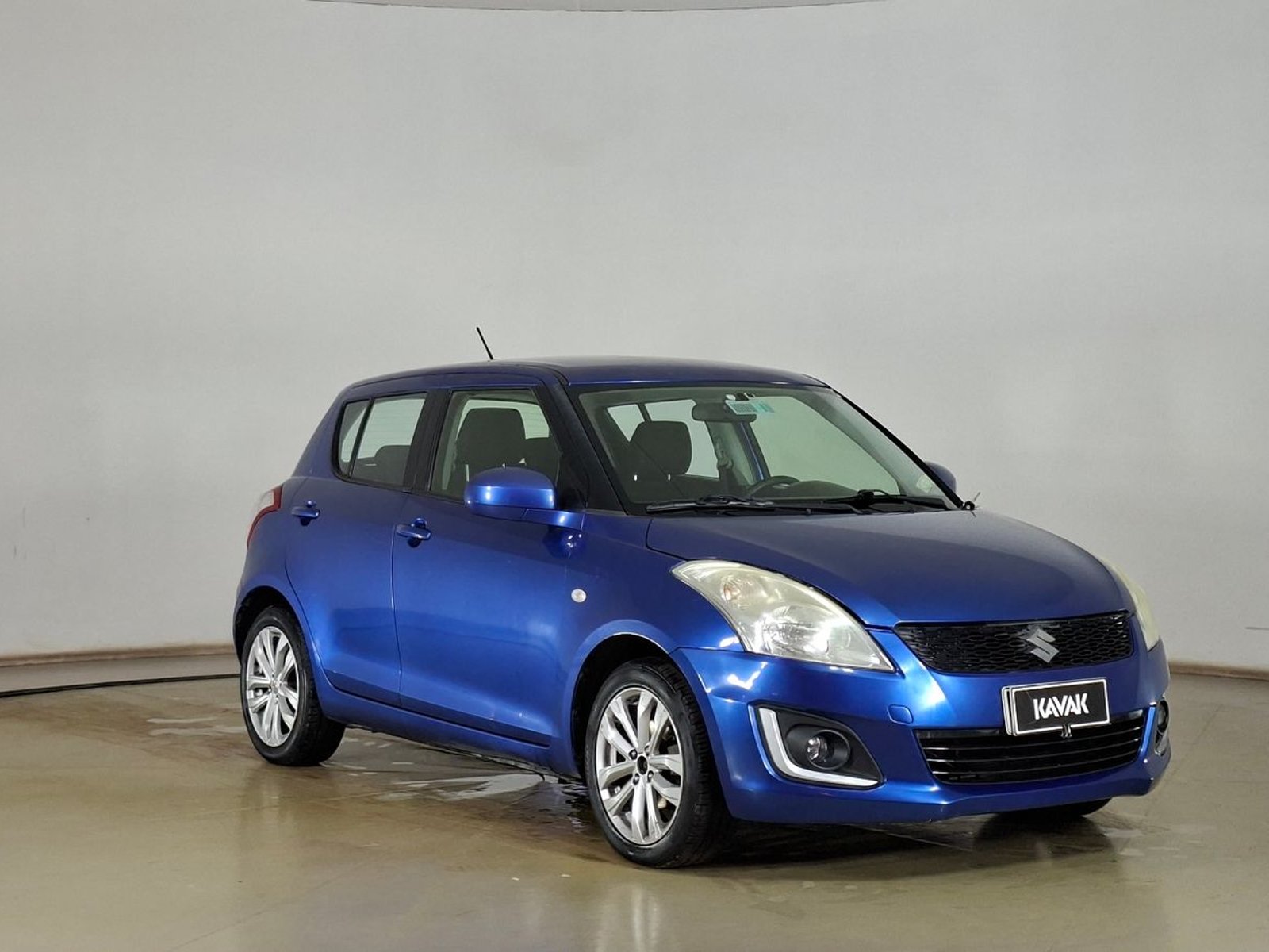 Suzuki Swift 2015 - Foto 3 de 16