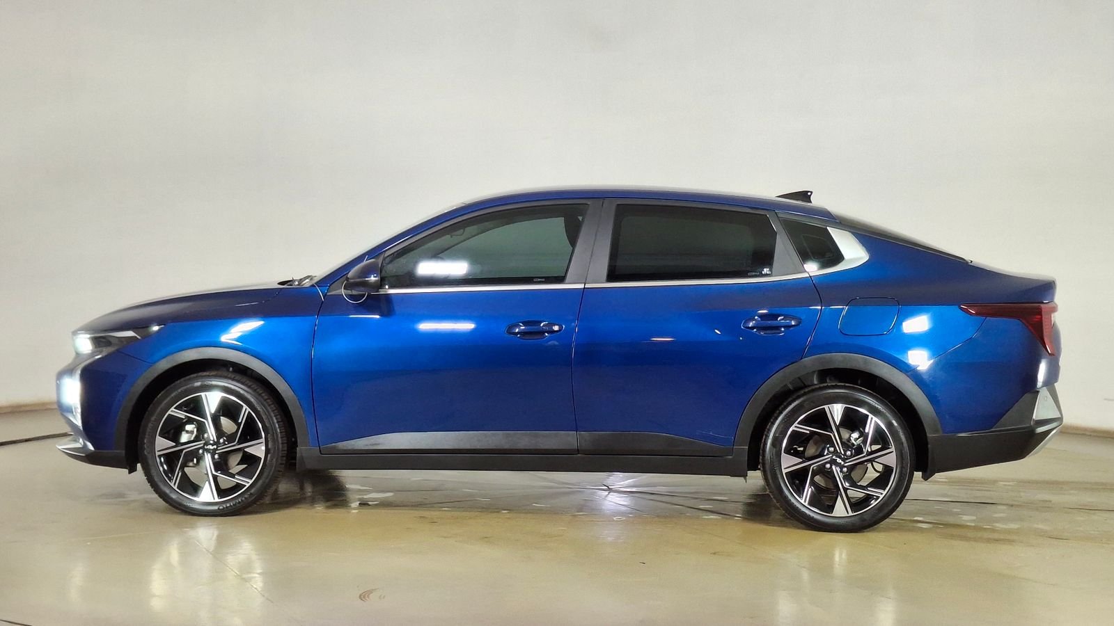Kia K3 2024 - Imagen 7 de 16