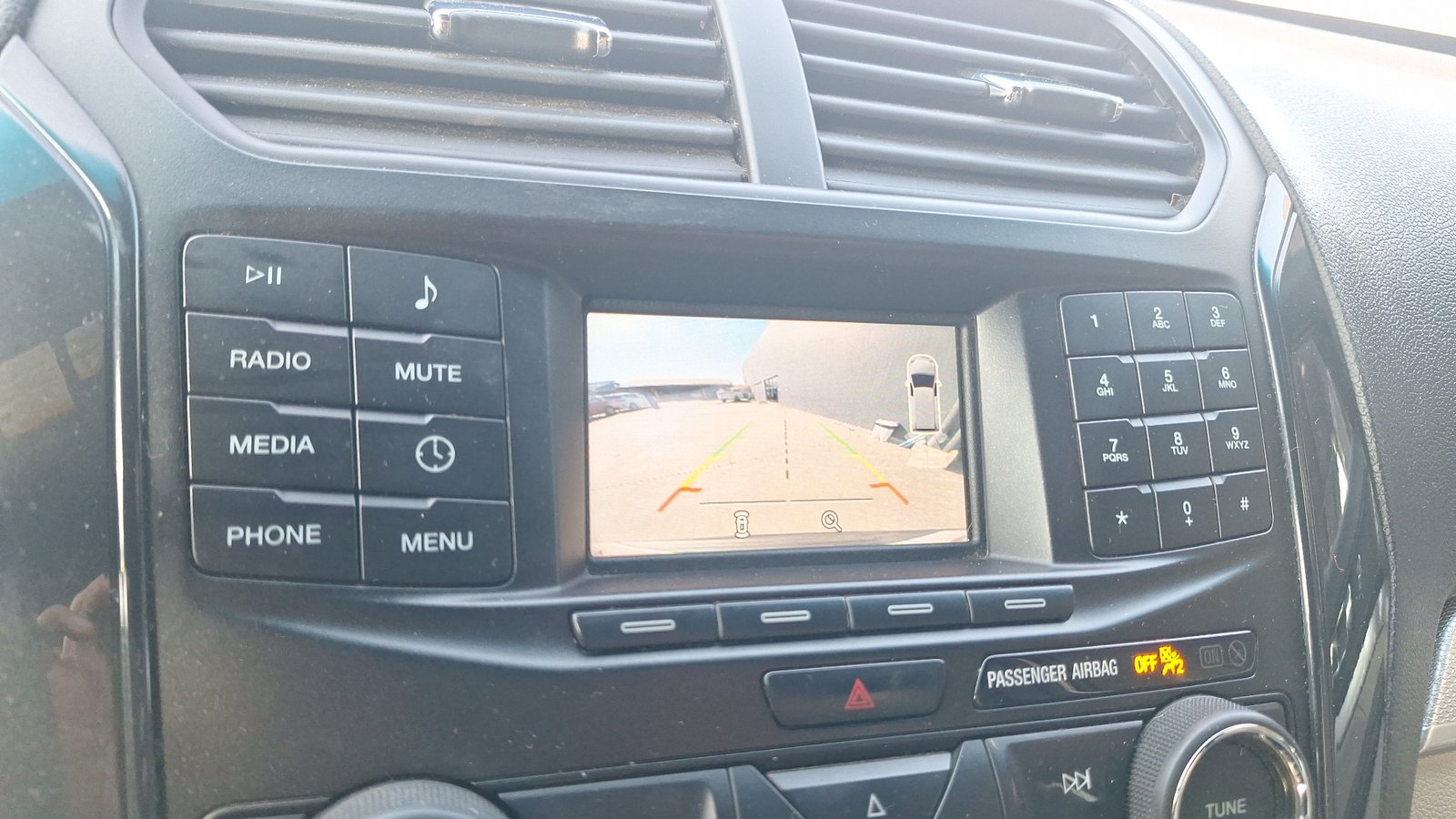 Ford Explorer 2019 - Imagen 12 de 16
