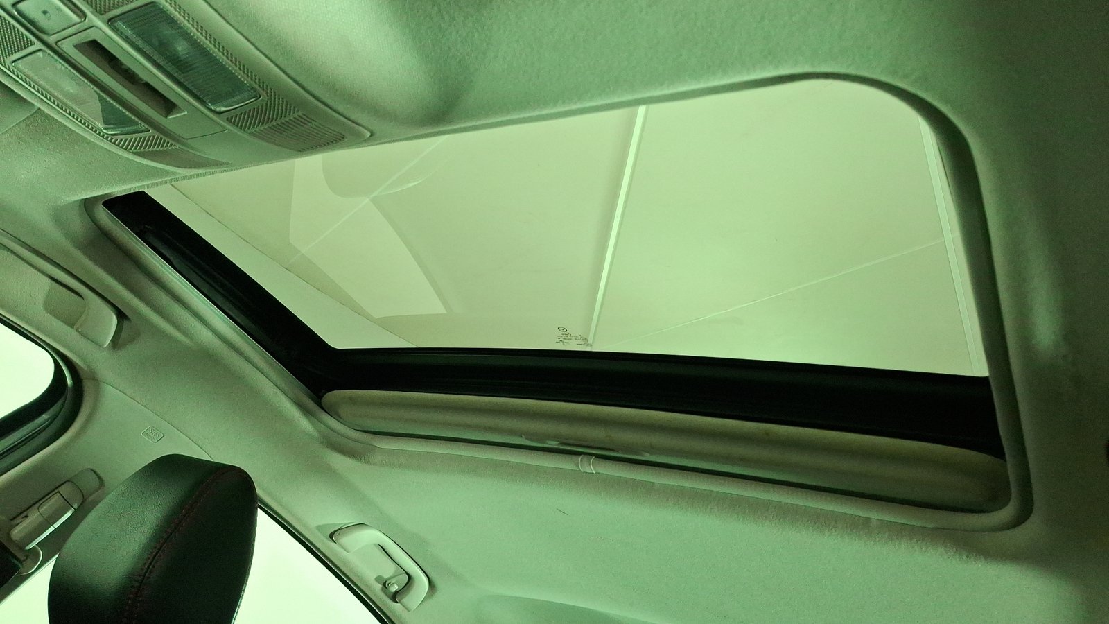 Mazda Mazda 3 2015 - Imagen 13 de 17