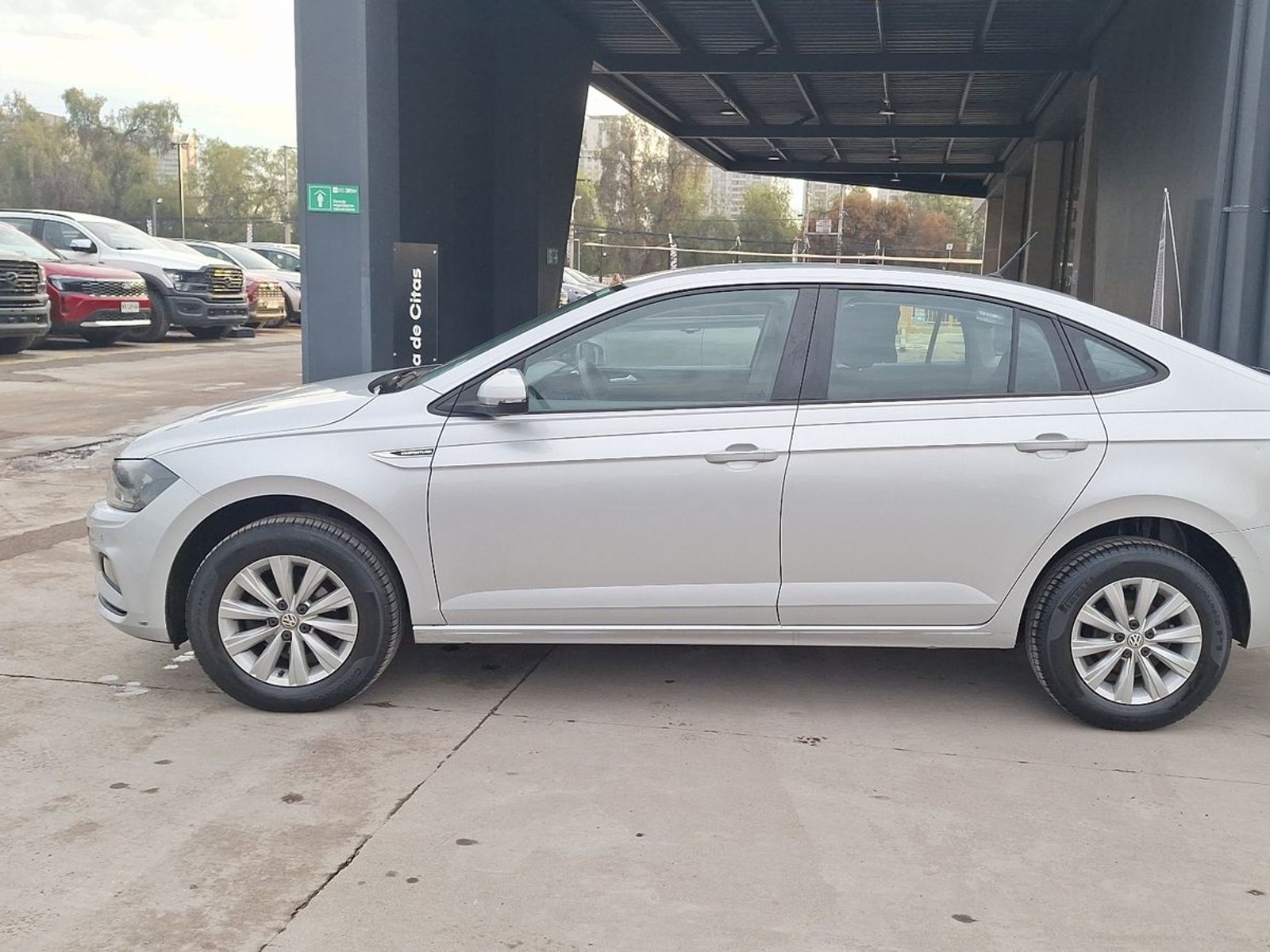 Volkswagen Virtus 2020 - Foto 2 de 14