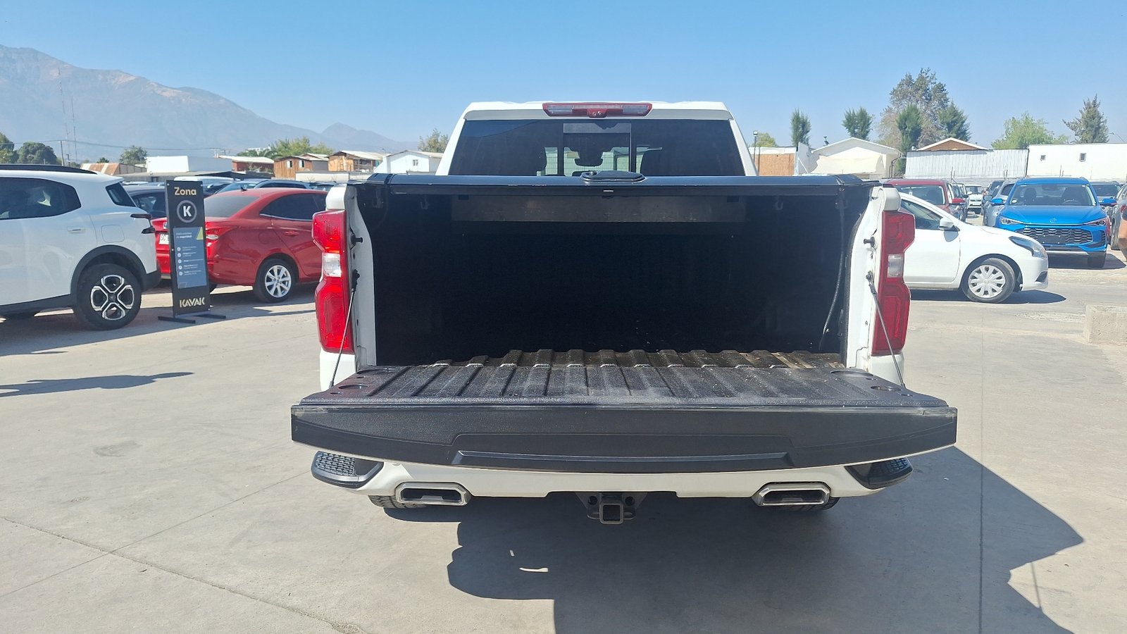 Chevrolet Silverado 2023 - Imagen 4 de 16