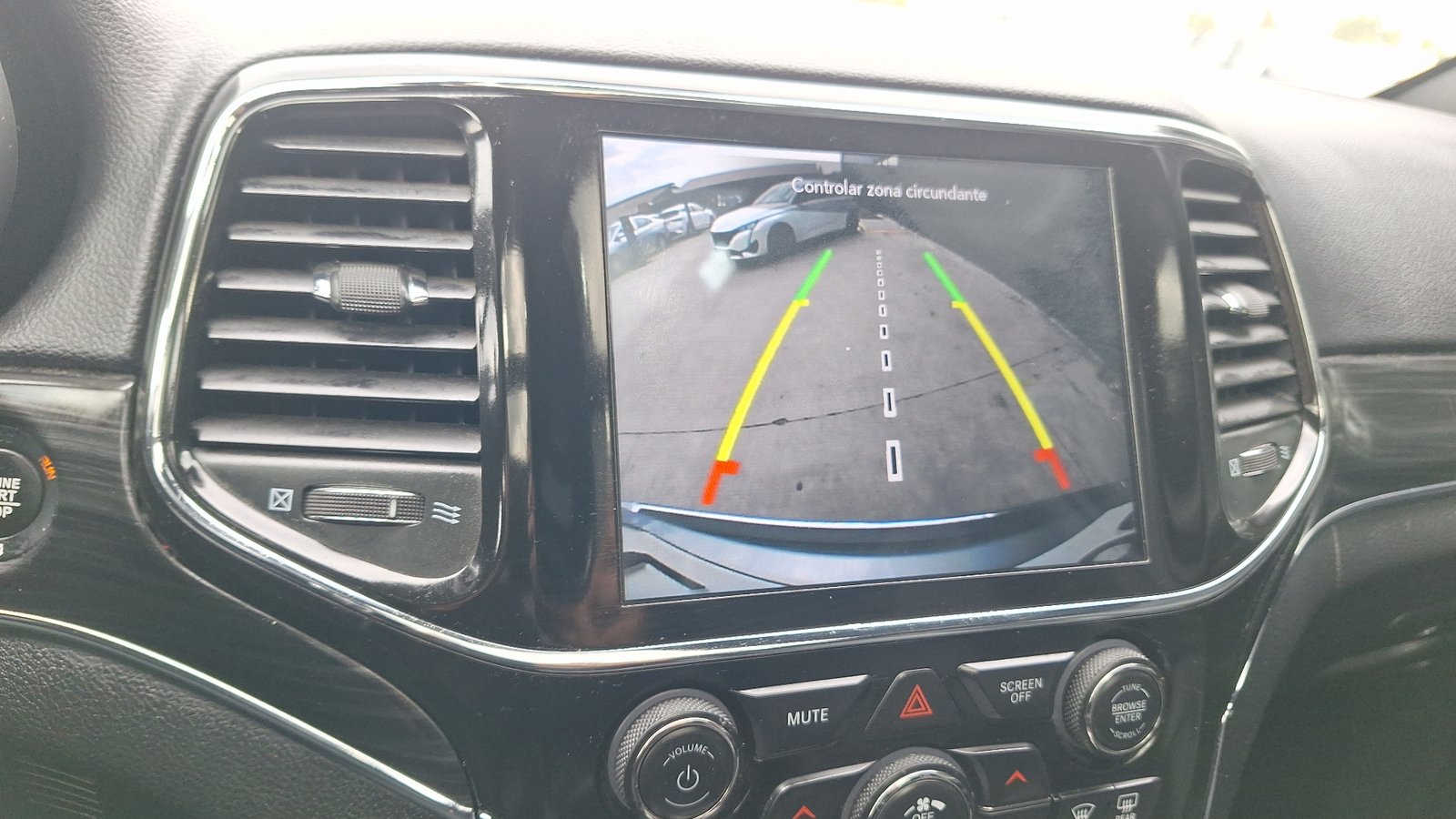 Jeep Grand Cherokee 2021 - Imagen 12 de 16
