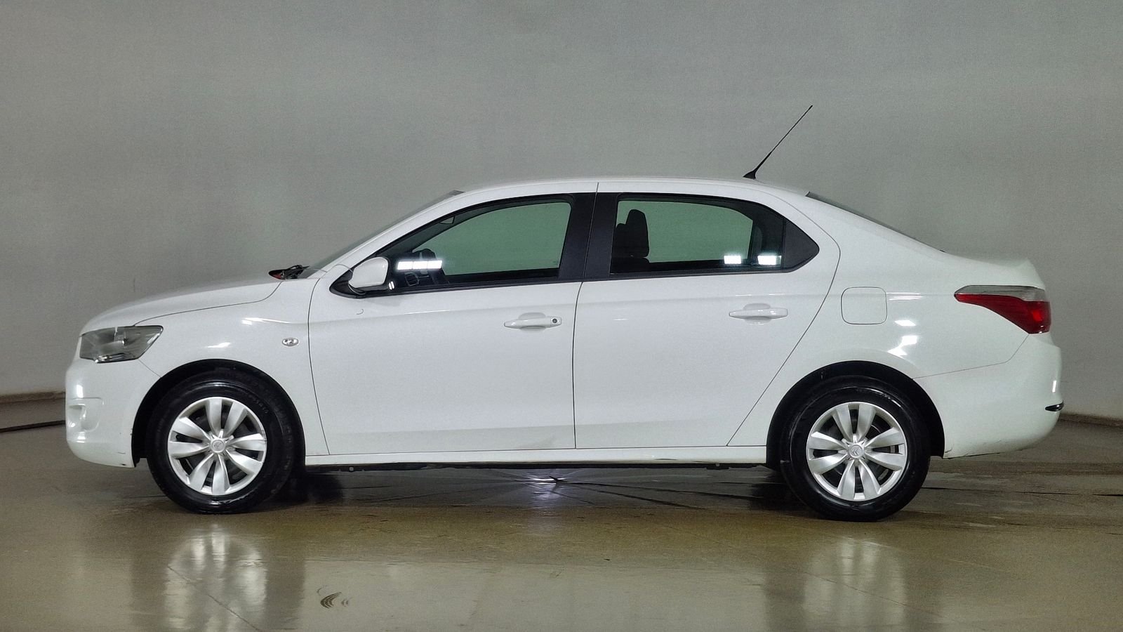 Citroën C-ElyséE 2015 - Imagen 7 de 15