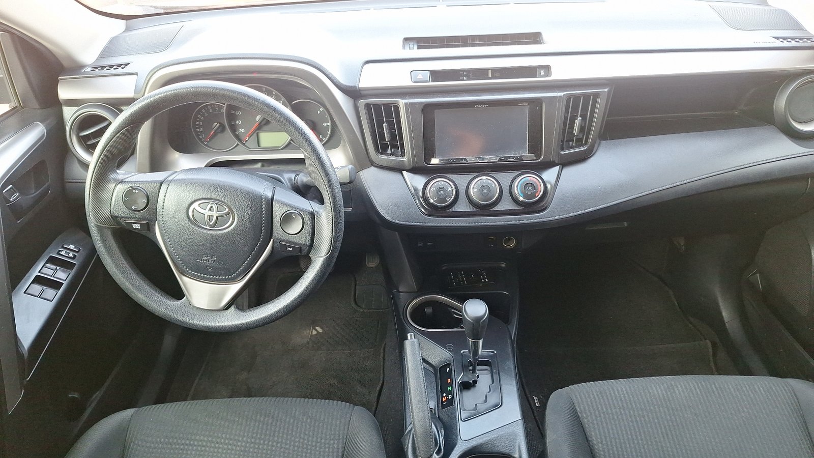 Toyota RAV4 2017 - Imagen 6 de 15