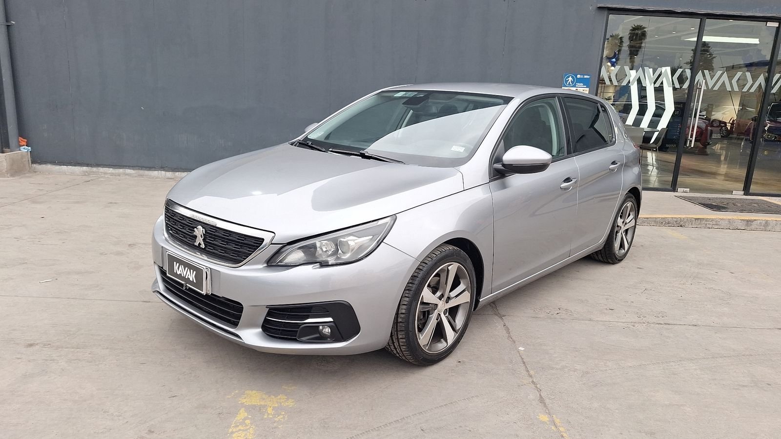 Peugeot 308 2021