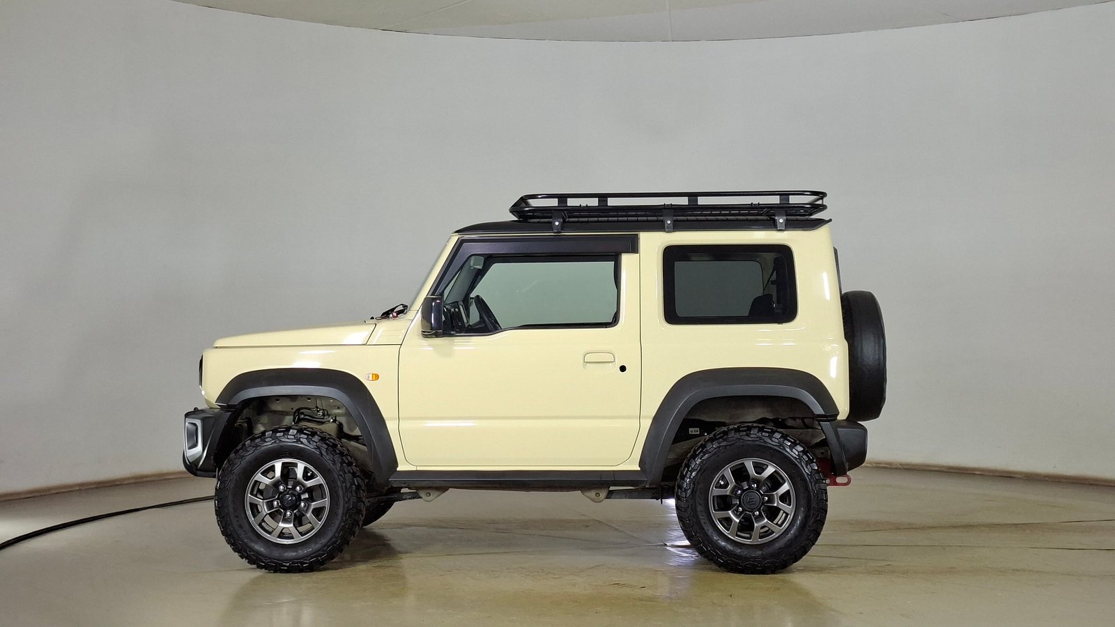 Suzuki Jimny 2020 - Imagen 7 de 17