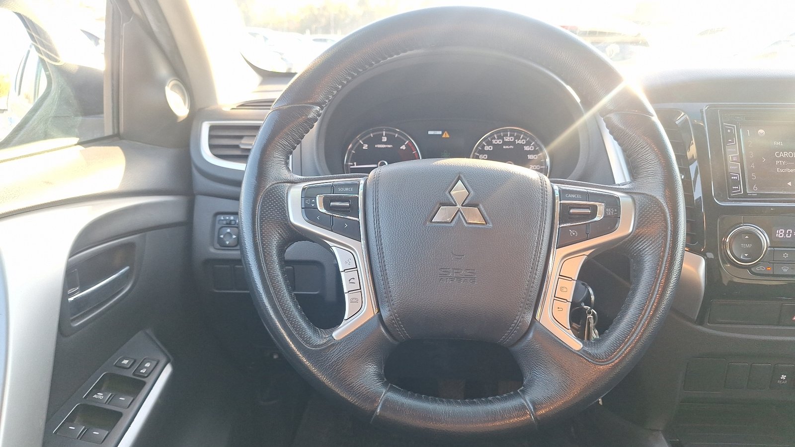Mitsubishi Montero Sport 2019 - Imagen 8 de 16