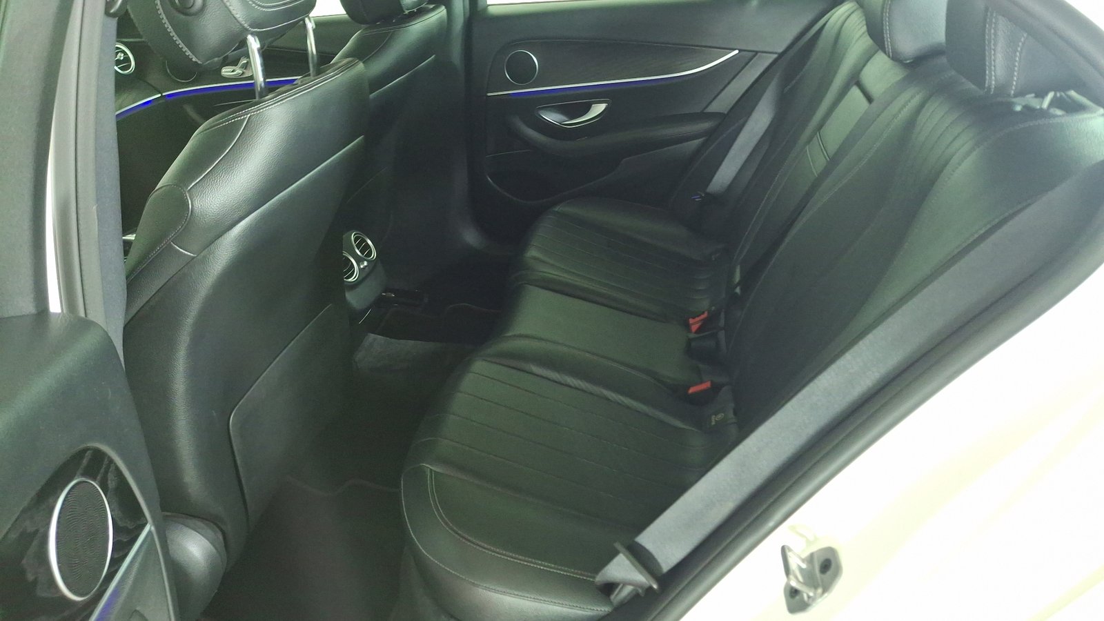 Mercedes Benz Clase E 2019 - Imagen 14 de 16