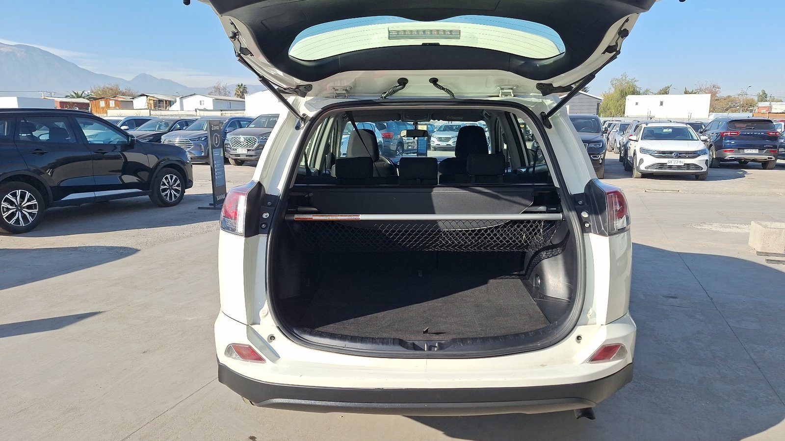 Toyota RAV4 2017 - Foto 4 de 15
