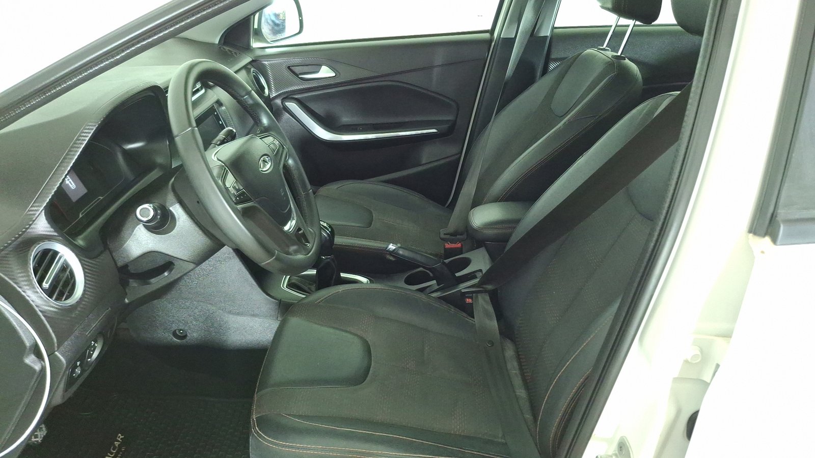Chery Tiggo 2 2023 - Imagen 13 de 16