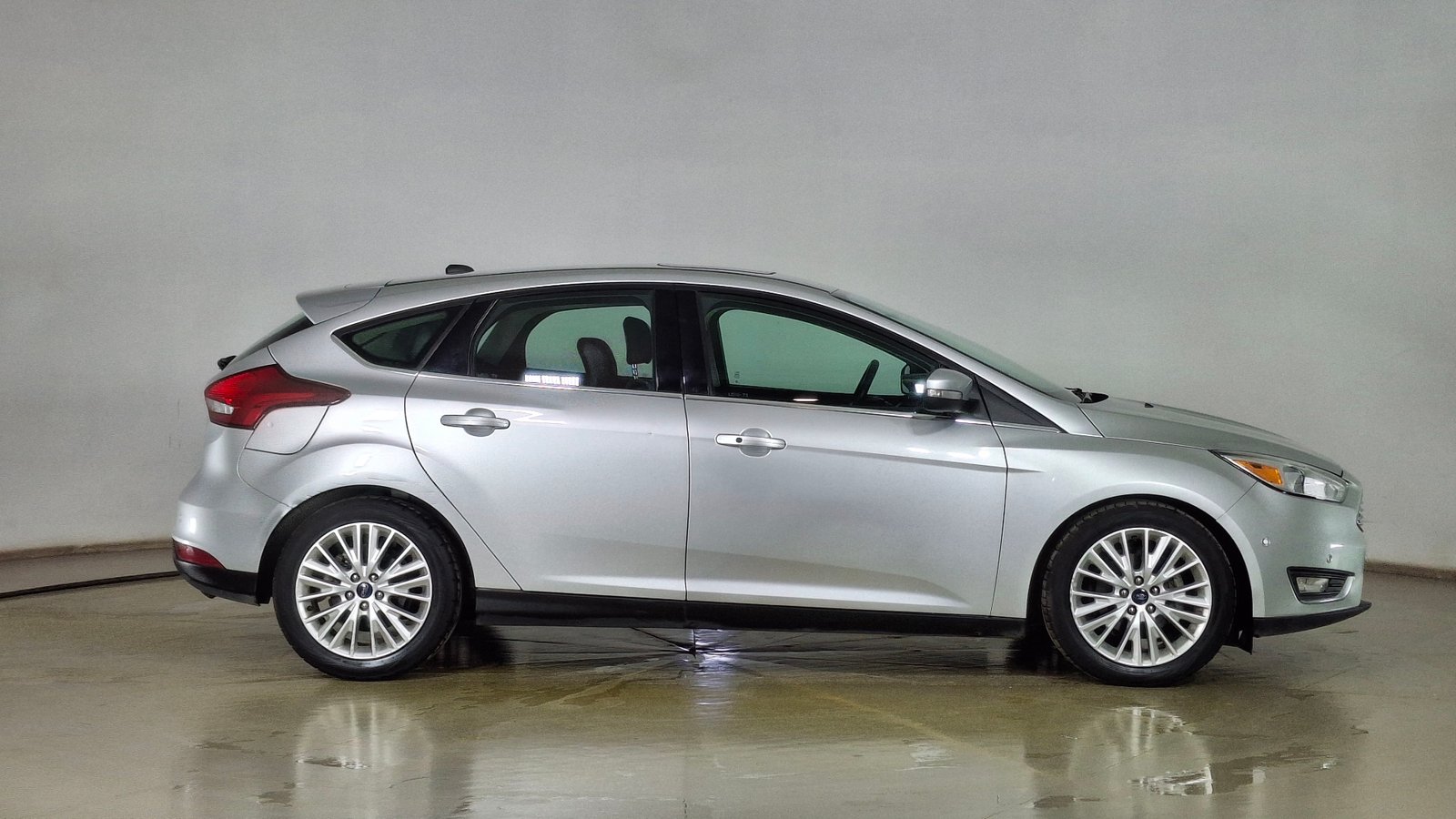 Ford Focus 2019 - Foto 4 de 17