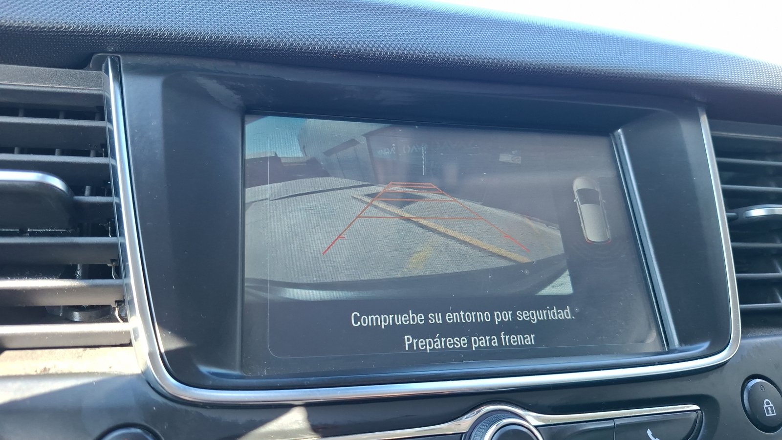 Opel Crossland 2024 - Imagen 12 de 15
