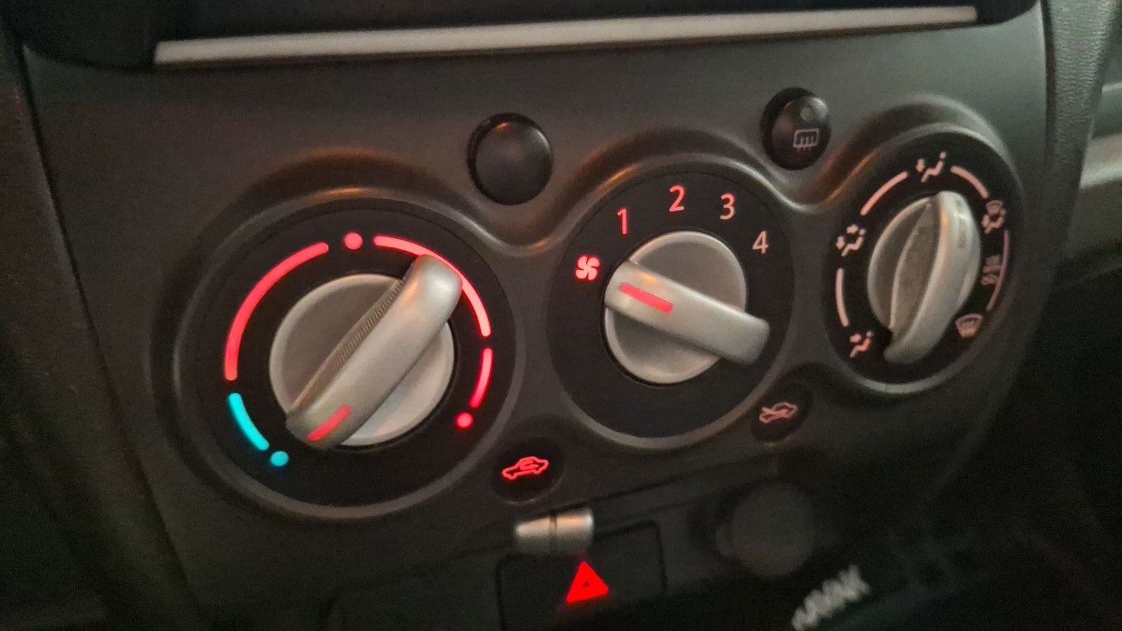 Suzuki Celerio 2014 - Imagen 14 de 15