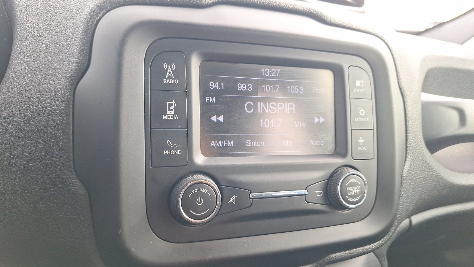 Jeep Renegade 2021 - Imagen 10 de 14