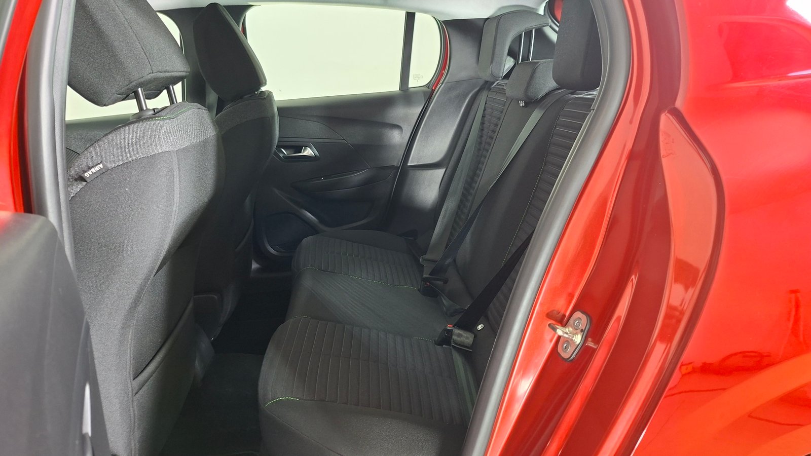 Peugeot 208 2024 - Imagen 14 de 16