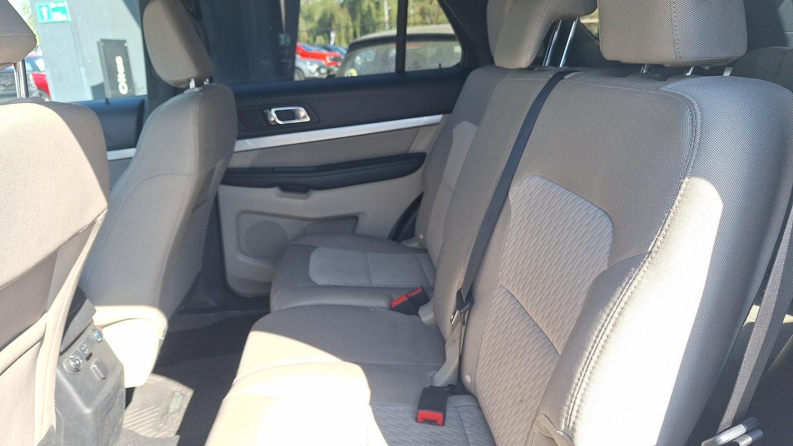Ford Explorer 2019 - Imagen 14 de 16