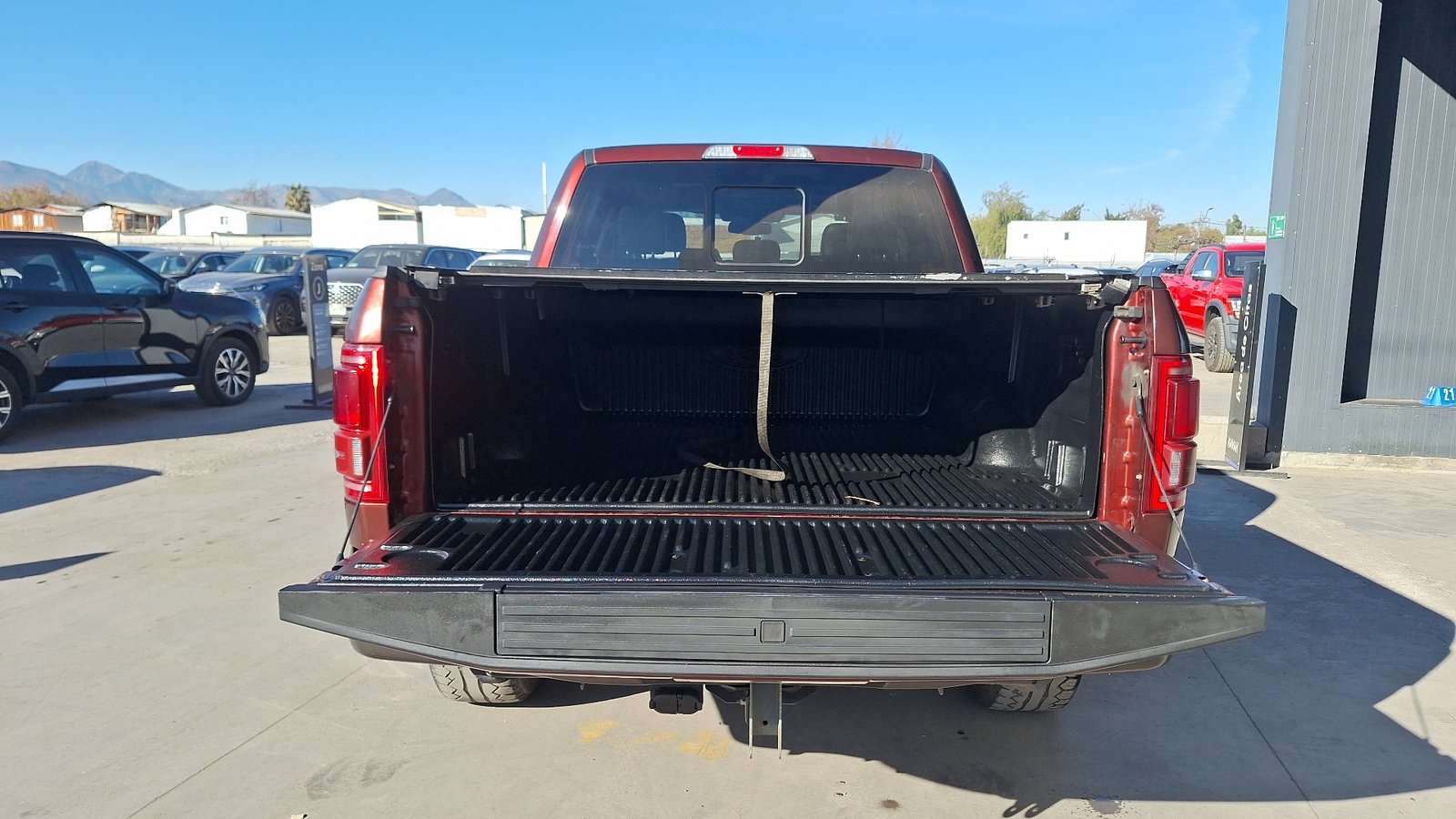Ford F-150 2017 - Foto 4 de 16