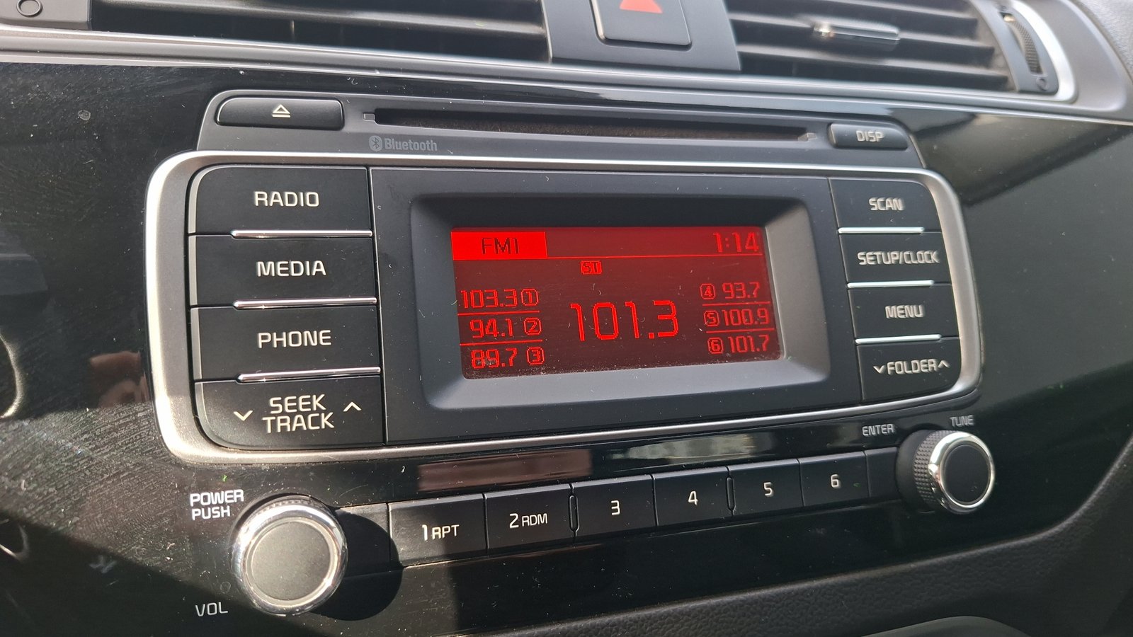 Kia RIO 5 2016 - Imagen 10 de 14