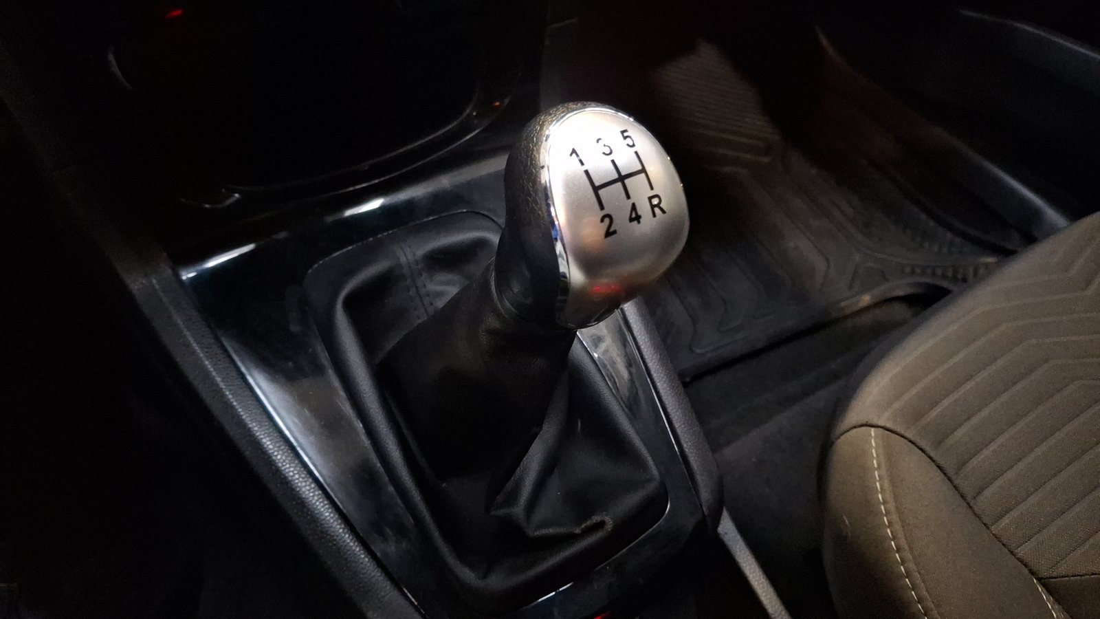 Ford Fiesta 2015 - Imagen 11 de 16