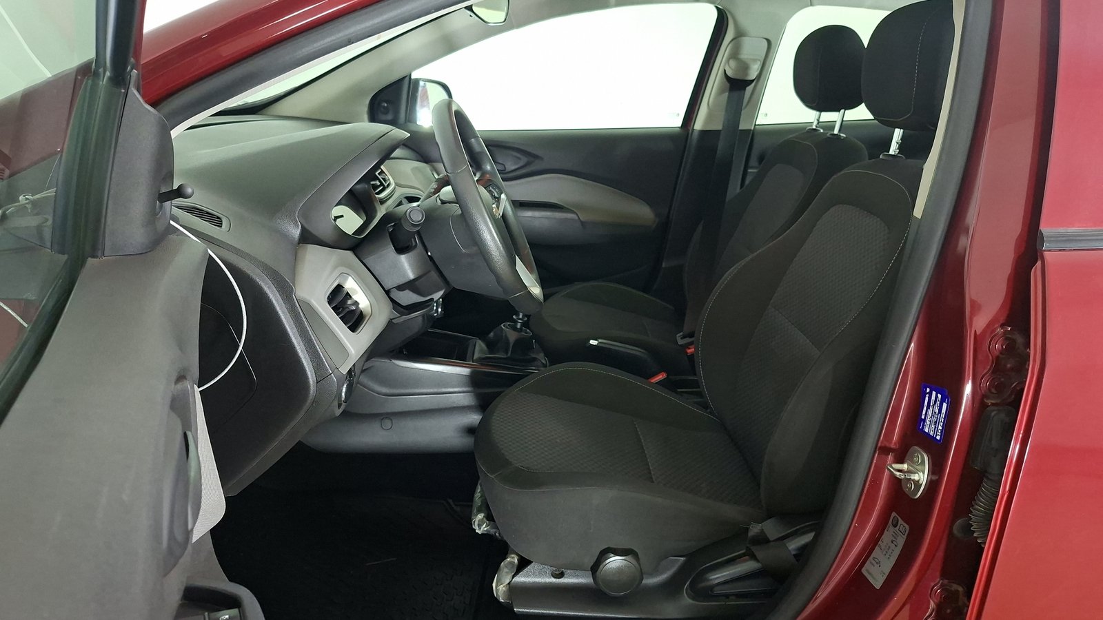Chevrolet Onix 2017 - Imagen 13 de 16