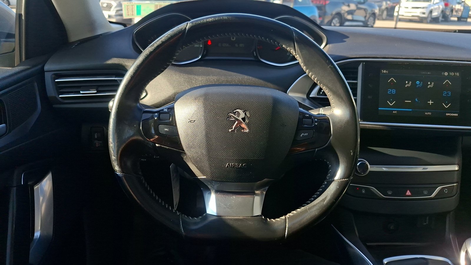 Peugeot 308 2020 - Imagen 8 de 16