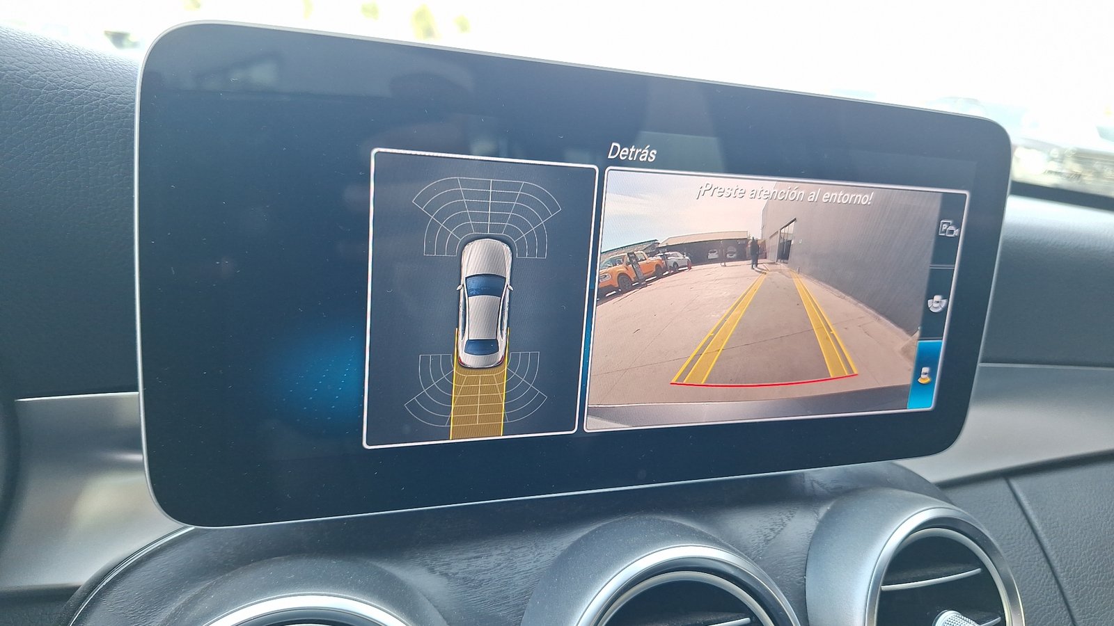 Mercedes Benz Clase C 2019 - Imagen 12 de 16