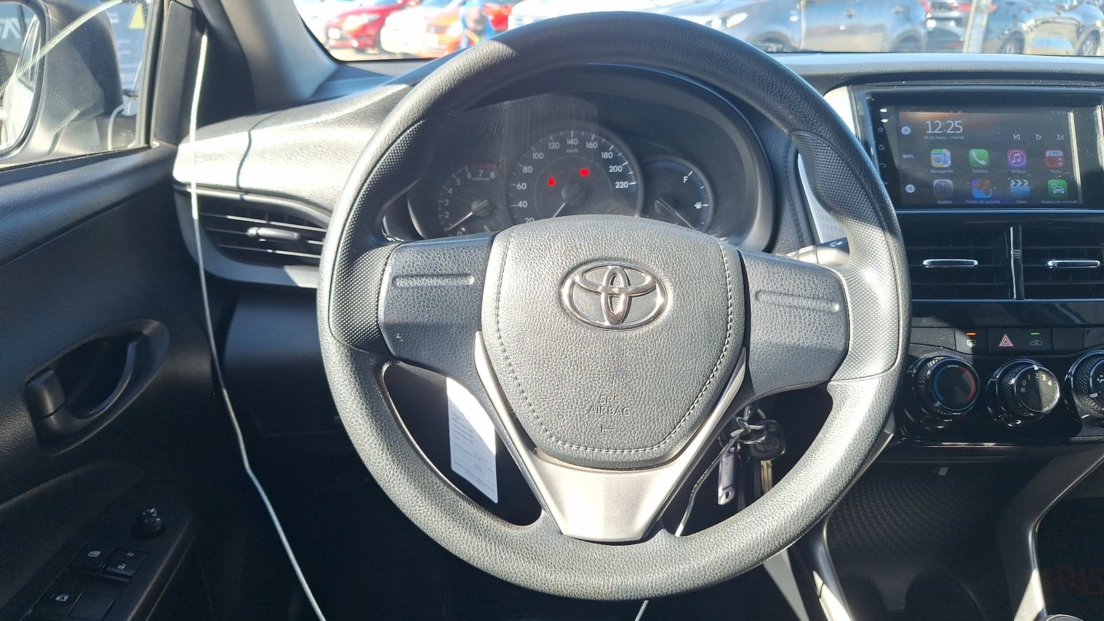 Toyota Yaris 2019 - Imagen 8 de 15