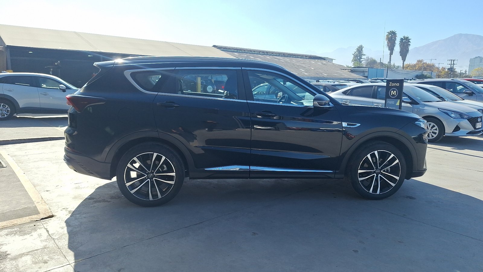 Jetour X70 PLUS 2024 - Imagen 5 de 17