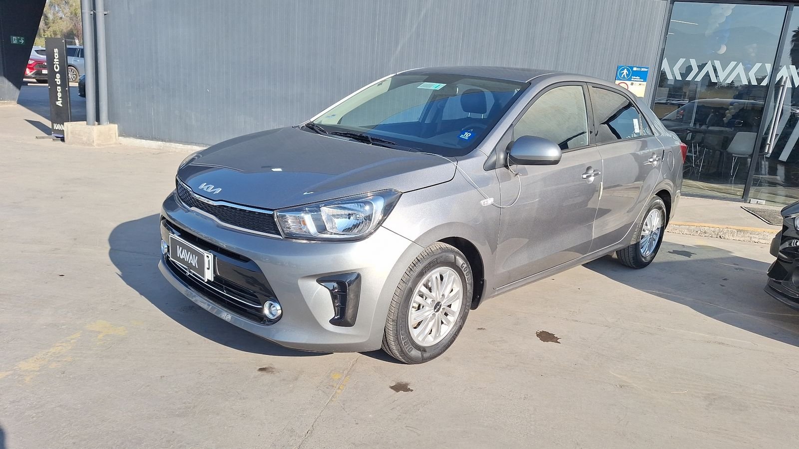 Kia Soluto 2024