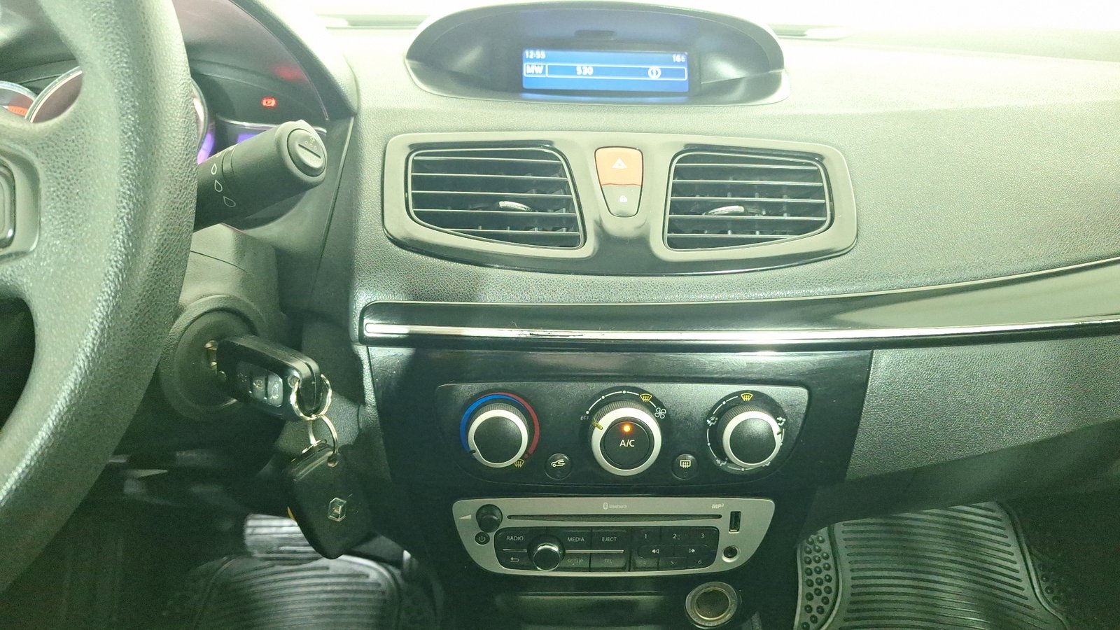 Renault Fluence 2017 - Imagen 10 de 15