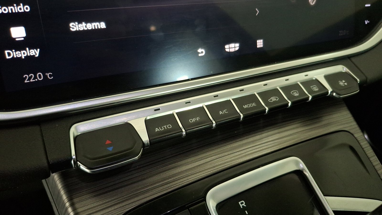 Geely Azkarra 2023 - Imagen 16 de 17