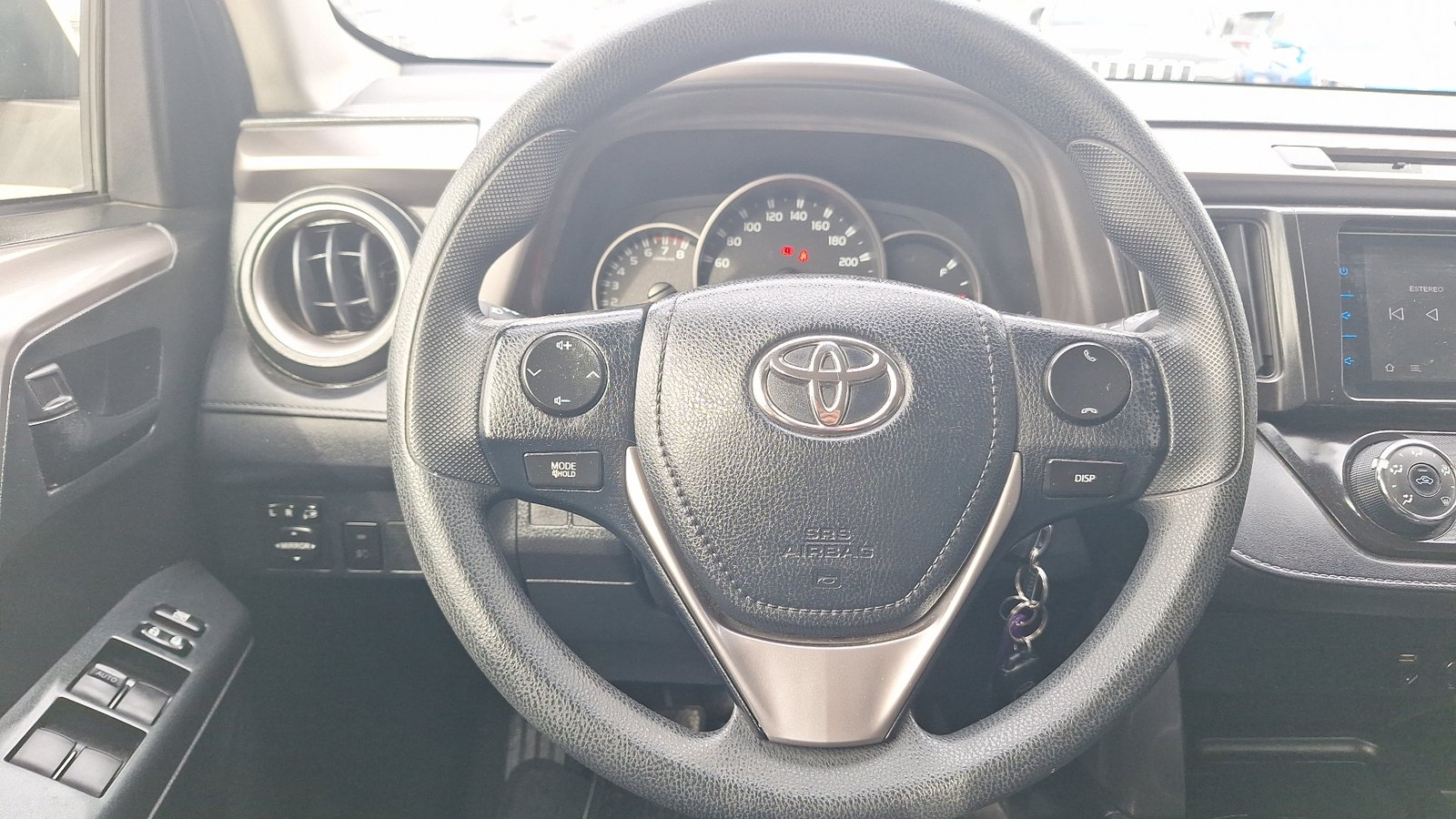 Toyota RAV4 2018 - Imagen 8 de 15