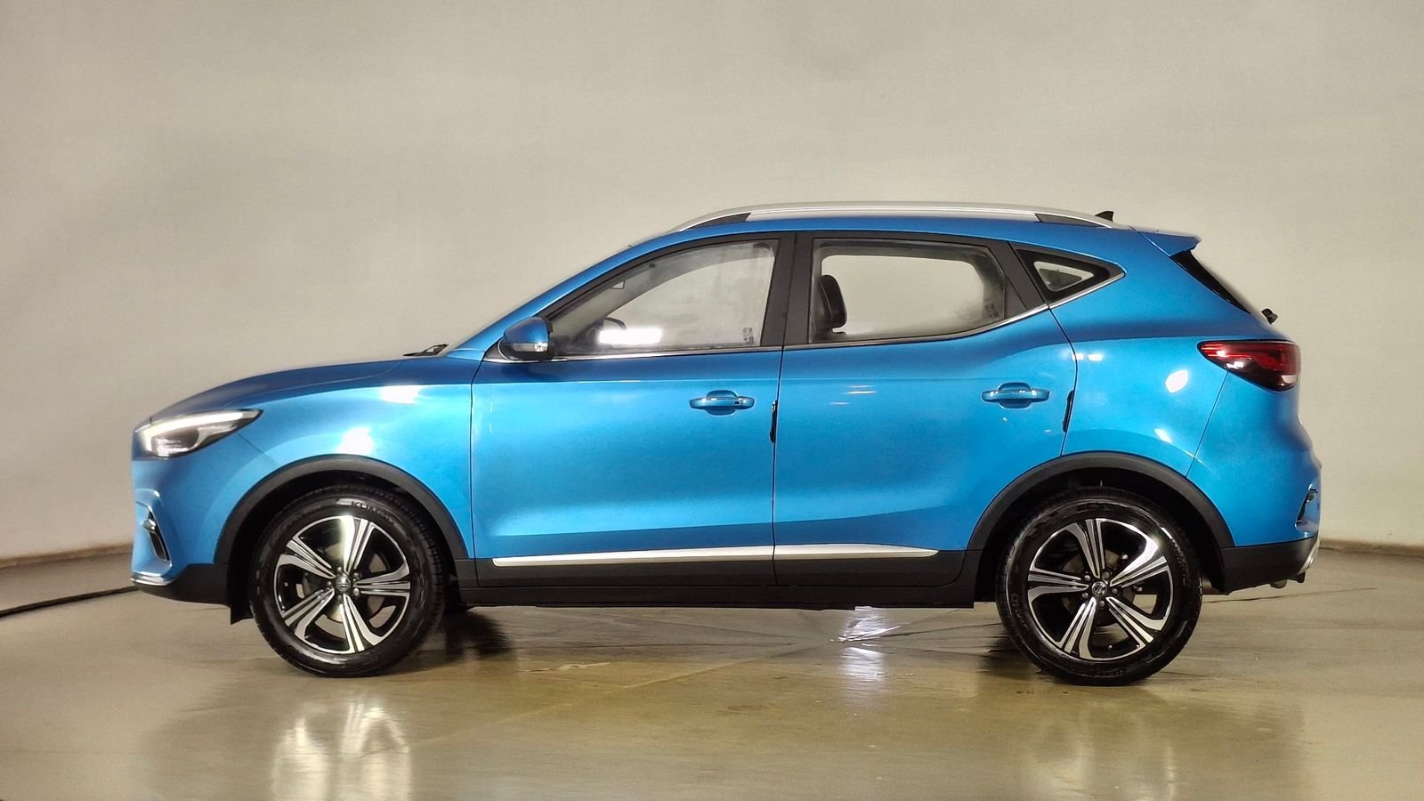 MG ZX 2021 - Imagen 7 de 16