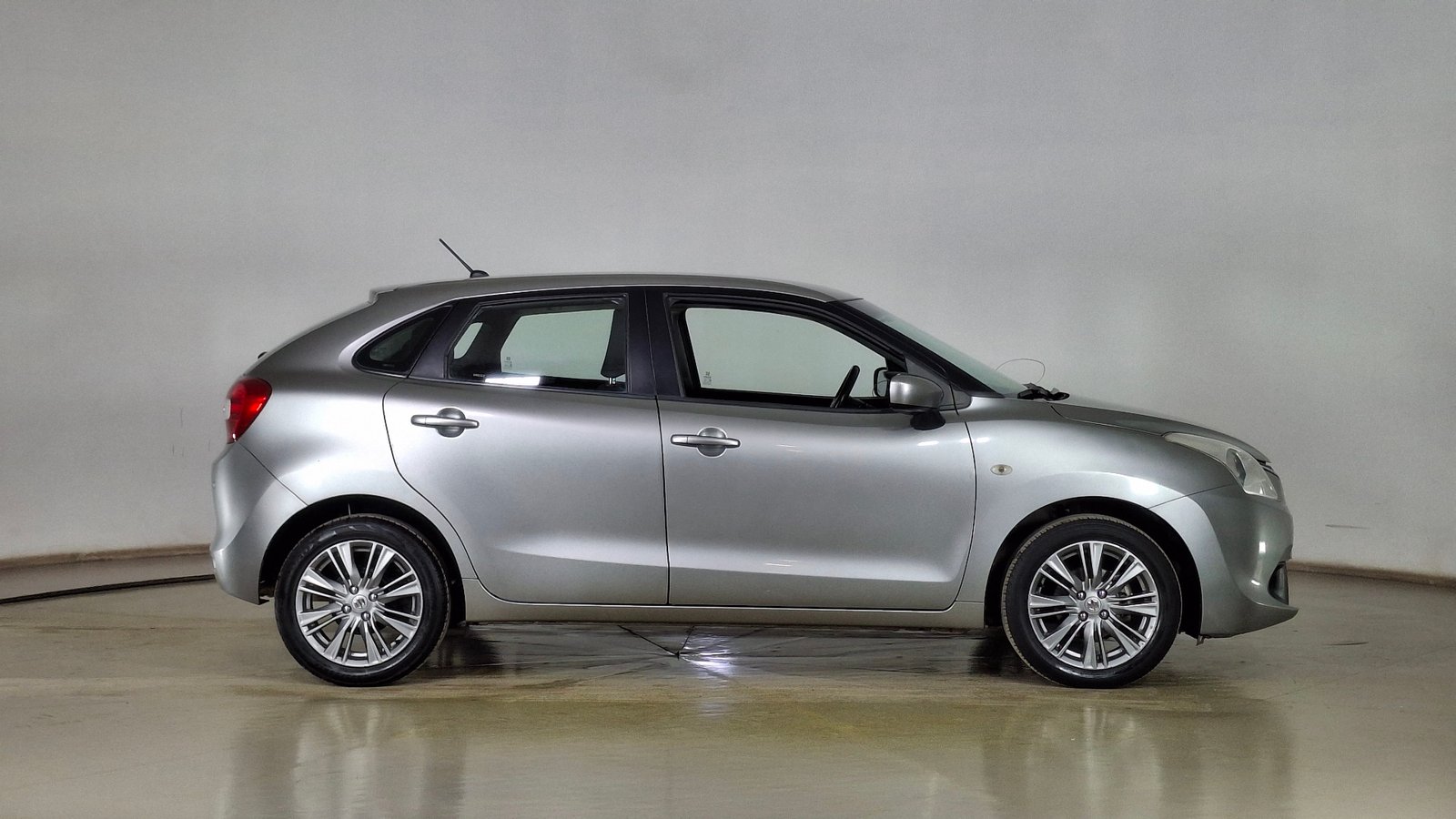 Suzuki Baleno 2019 - Imagen 4 de 15