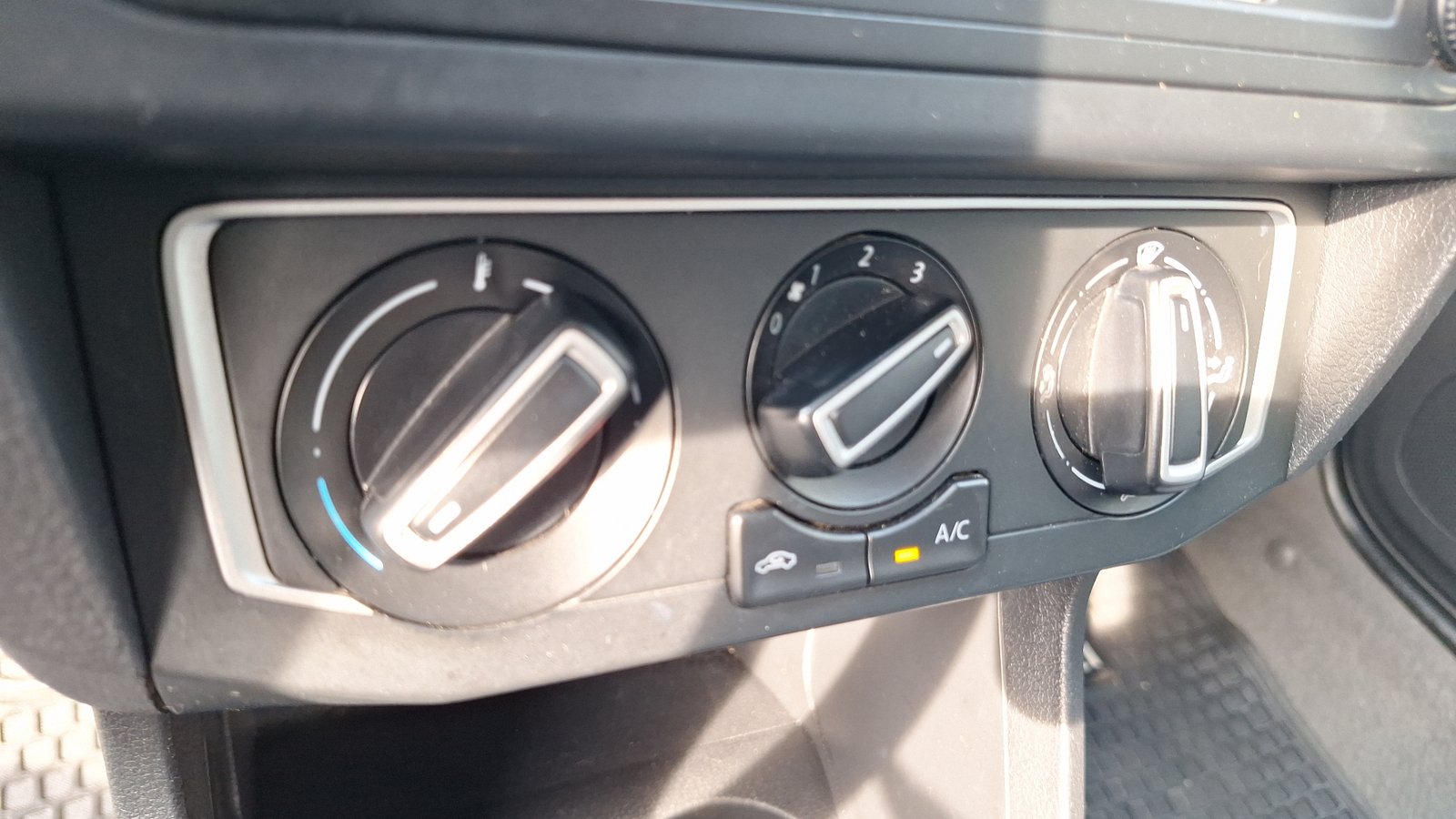 Volkswagen Gol 2022 - Imagen 14 de 14