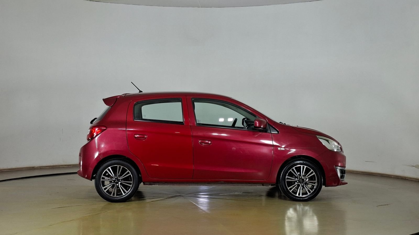 Mitsubishi Mirage 2018 - Imagen 4 de 16