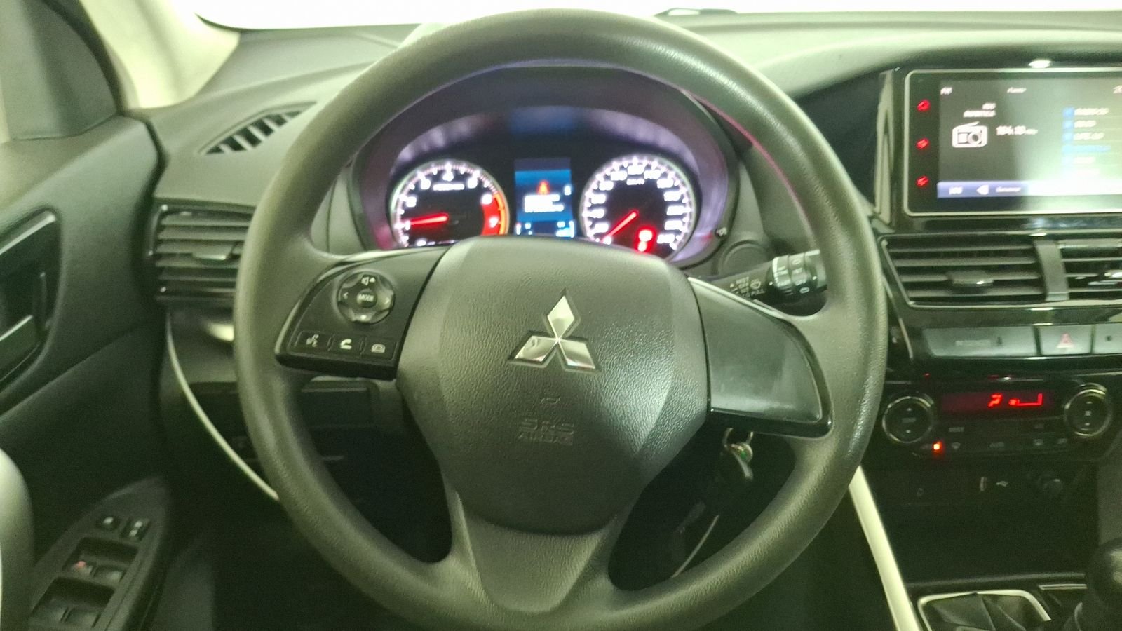 Mitsubishi Eclipse Cross 2022 - Imagen 8 de 16
